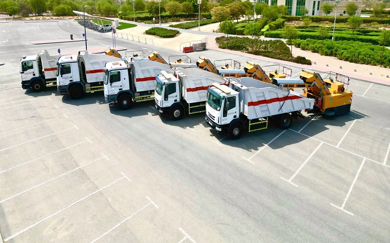 Dubai Municipality adds five new vehicles to its fleet of automated highway sweepers